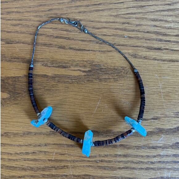 None and/or Unknown Jewelry - Vintage Handcrafted Native American Turquoise & Heishi Shell Necklace Small 13"